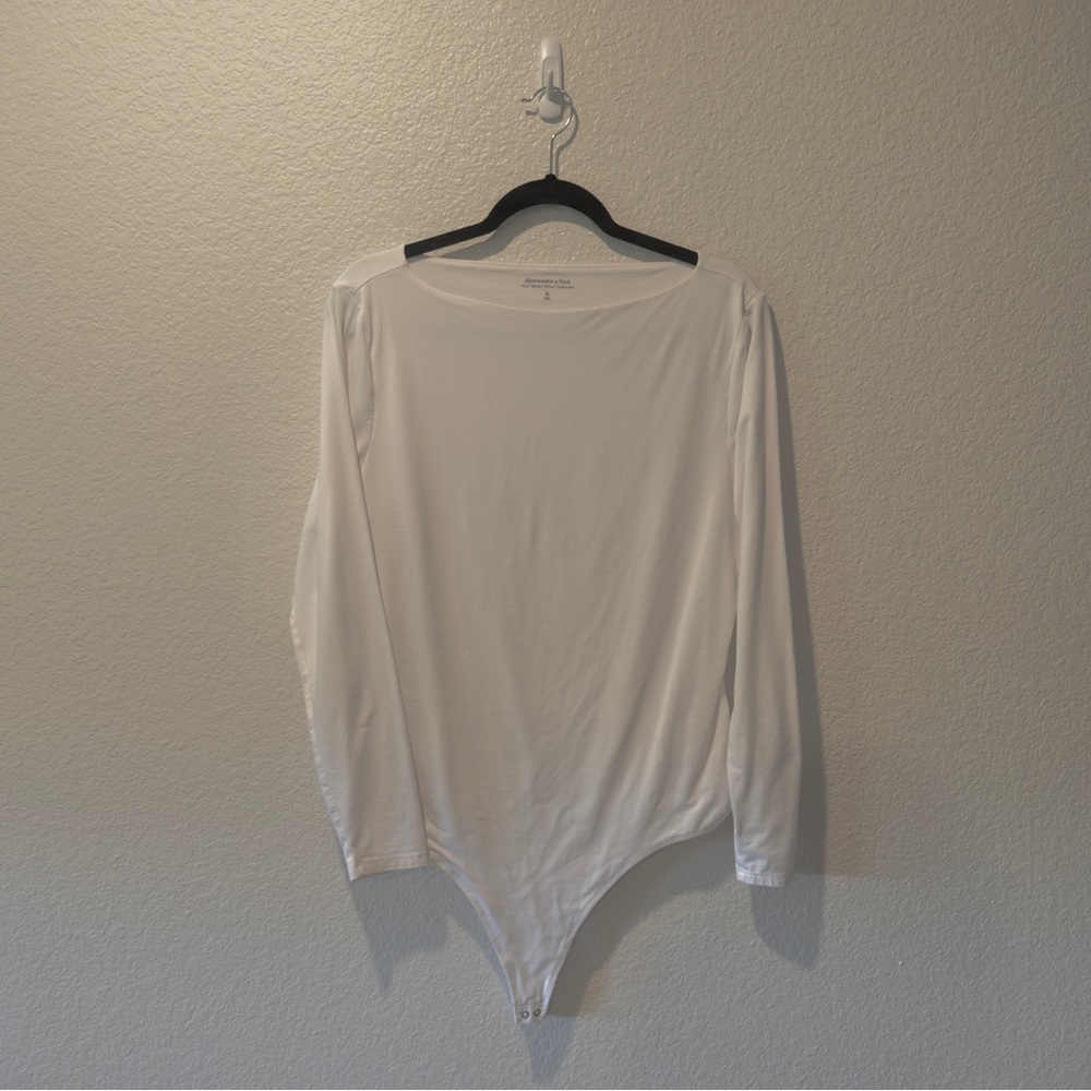 NWOT Abercrombie Long-Sleeve Cotton-Modal Slash Bodysuit in White XL - Picture 3 of 3
